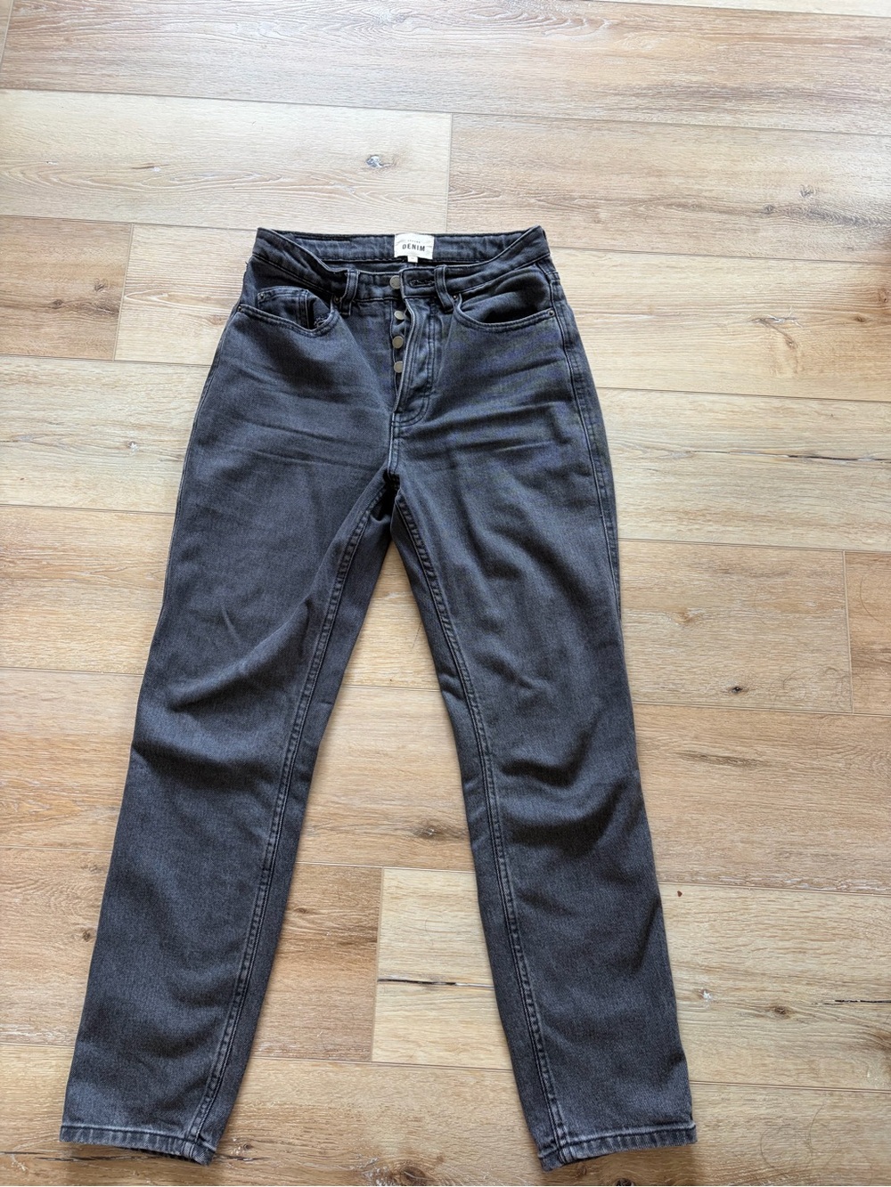 Sezane Straight-Leg Black Washed Jeans Brut Sexy